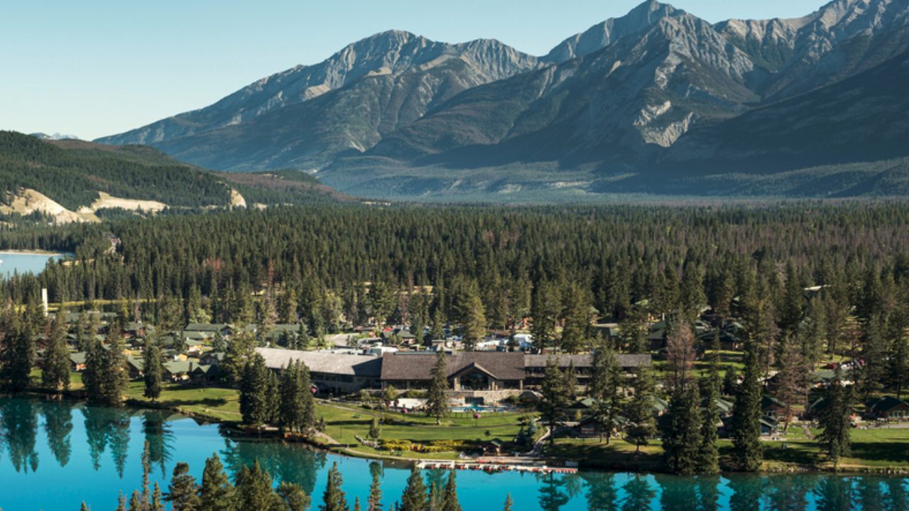 Fiarmont Jasper Park Lodge